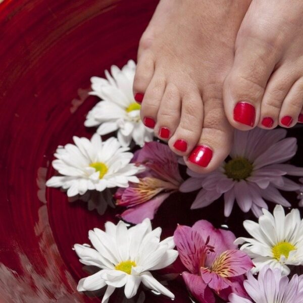 Deluxe Pedicure