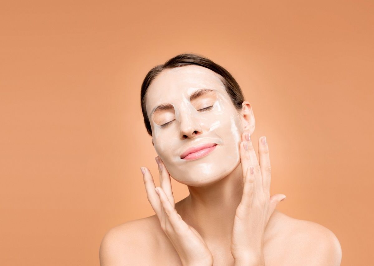 Glow Brightening Facial
